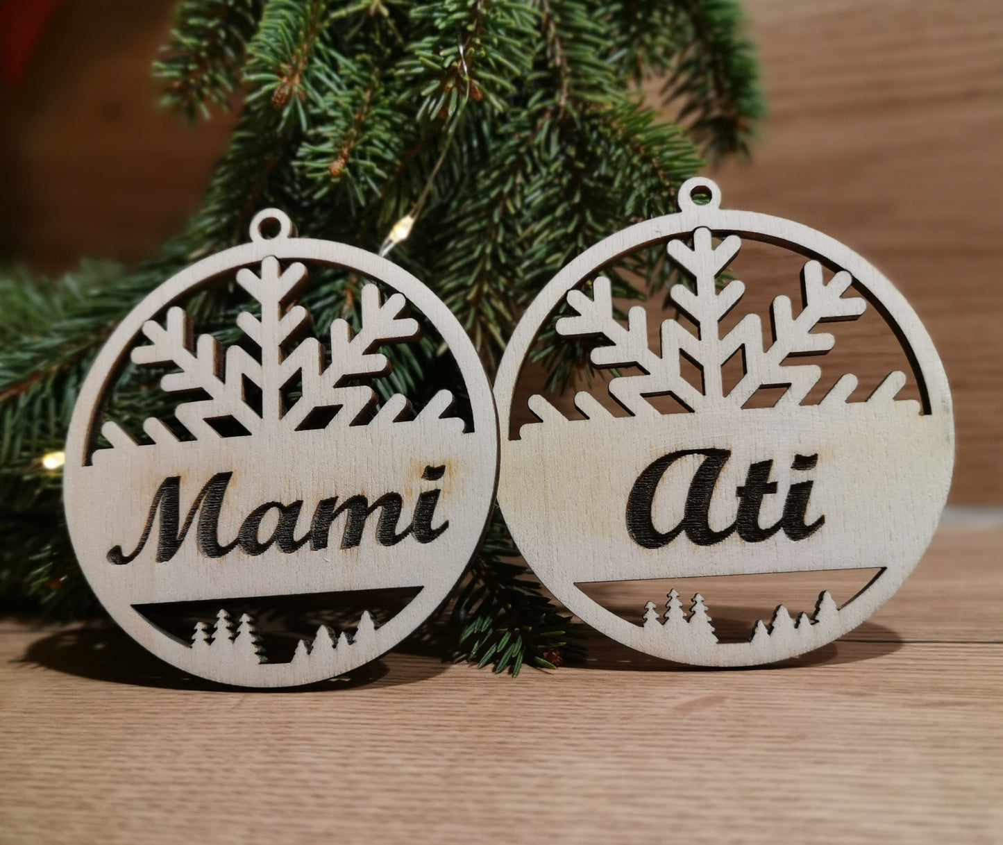 Božični okraski z vašim imenom (nad 10 kosov dobiš popust)