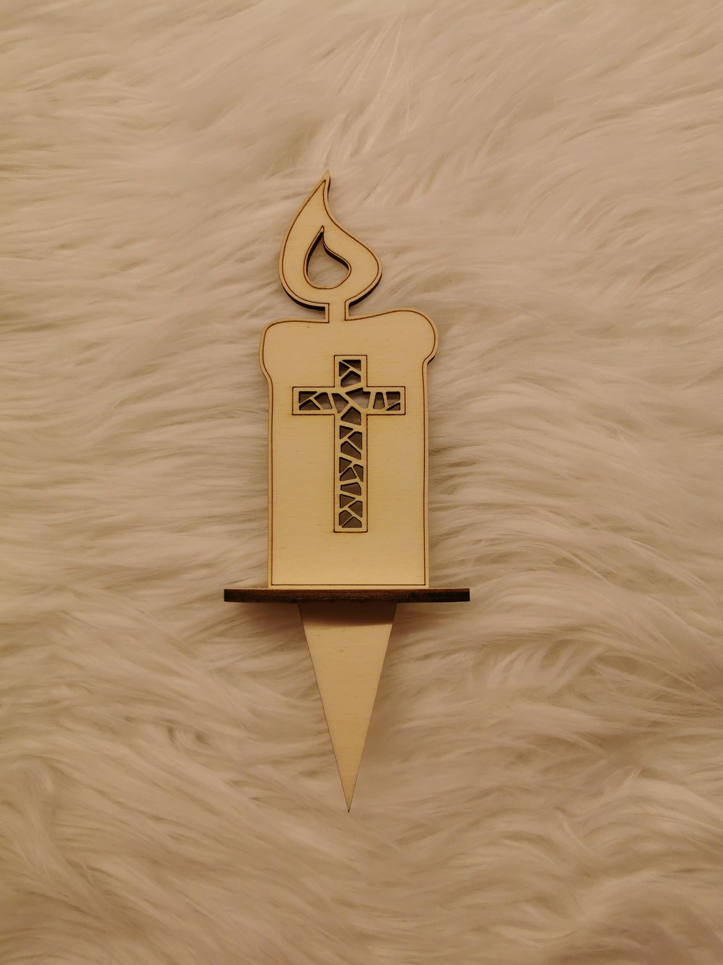 Lesene nagrobne svečke