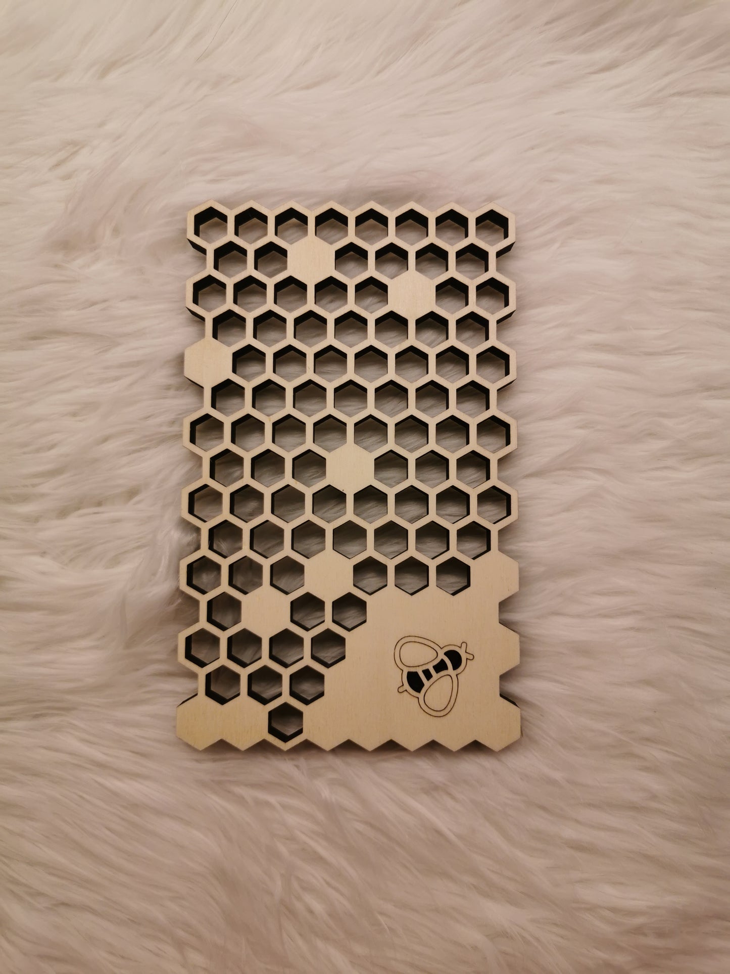 Podstavek za vroče predmete čebelica