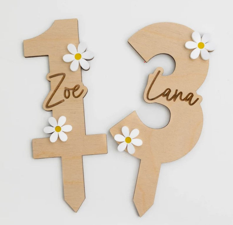 Premium topper za rojstni dan s številko let in imenom po želji